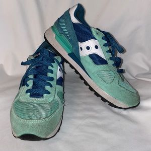 Women’s Saucony Shadow Athletics Shoe